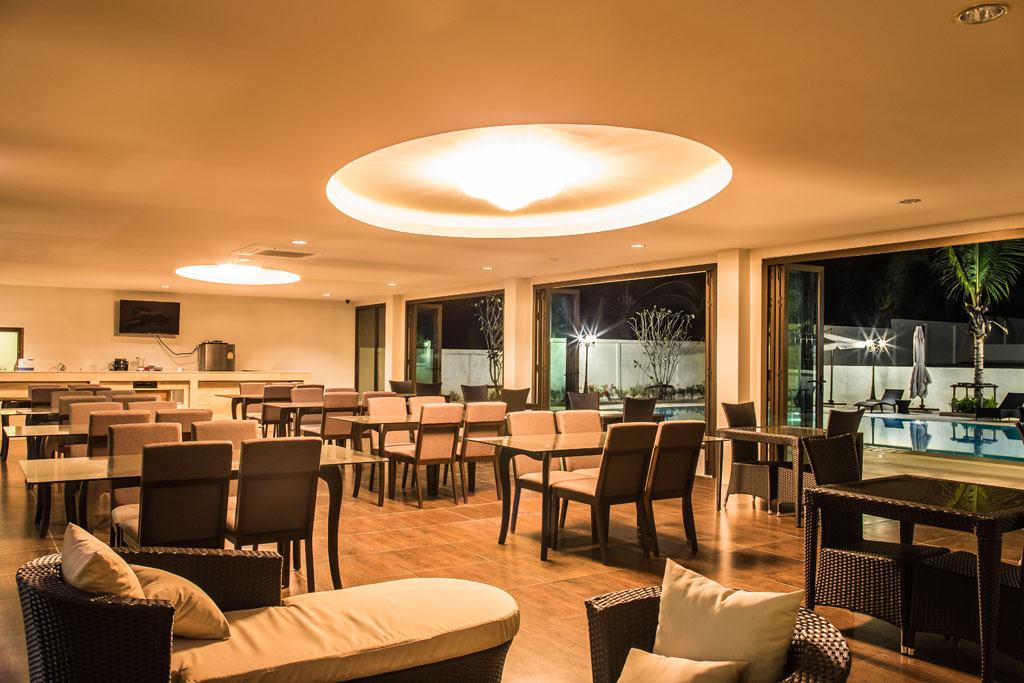 Main Dining